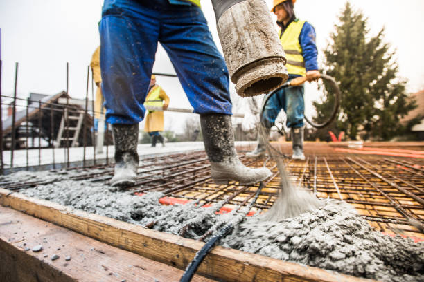 Best Concrete Sidewalk Installation  in Bridgewater, VA